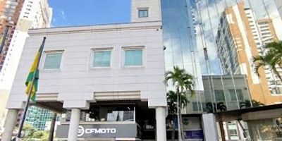 ARRIENDO  MEJORAS PUBLICAS, OFICINA EN EDIFICIO SURAMERICANA, UBICADA EN SEGUNDO PISO,  CUENTA CON PARQUEADERO,  CENTRO EMPRESARIAL UBICADO SOBRE CRA 27.   AGENDE VISITA SIN COSTO CON NUESTROS ASESORES EN EL TEL. 6076852828 EXT 1---- ARRIENDOS