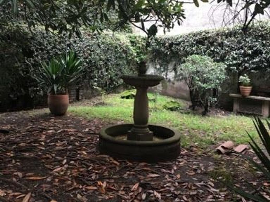 Casa de 4 alcobas en venta en Santa Barbara, Bogotá, 595 m² · foto 3 de 5