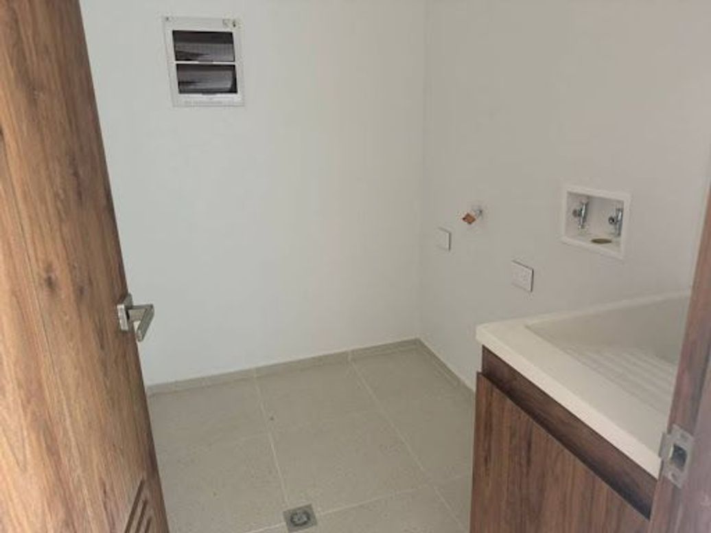 Apartamento de 3 alcobas en venta en Ciudad Salitre Nororiental, Bogotá, 137 m² · foto 13 de 20