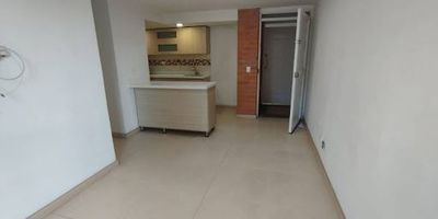 Acogedor apartamento en unidad cerrada, con espacios bien iluminados y ventilados, a 7 minutos de Mayorca buen transporte publico