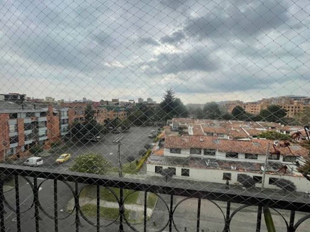 Apartamento de 3 alcobas en venta en El Batán, Bogotá, 137 m² · foto 2 de 20