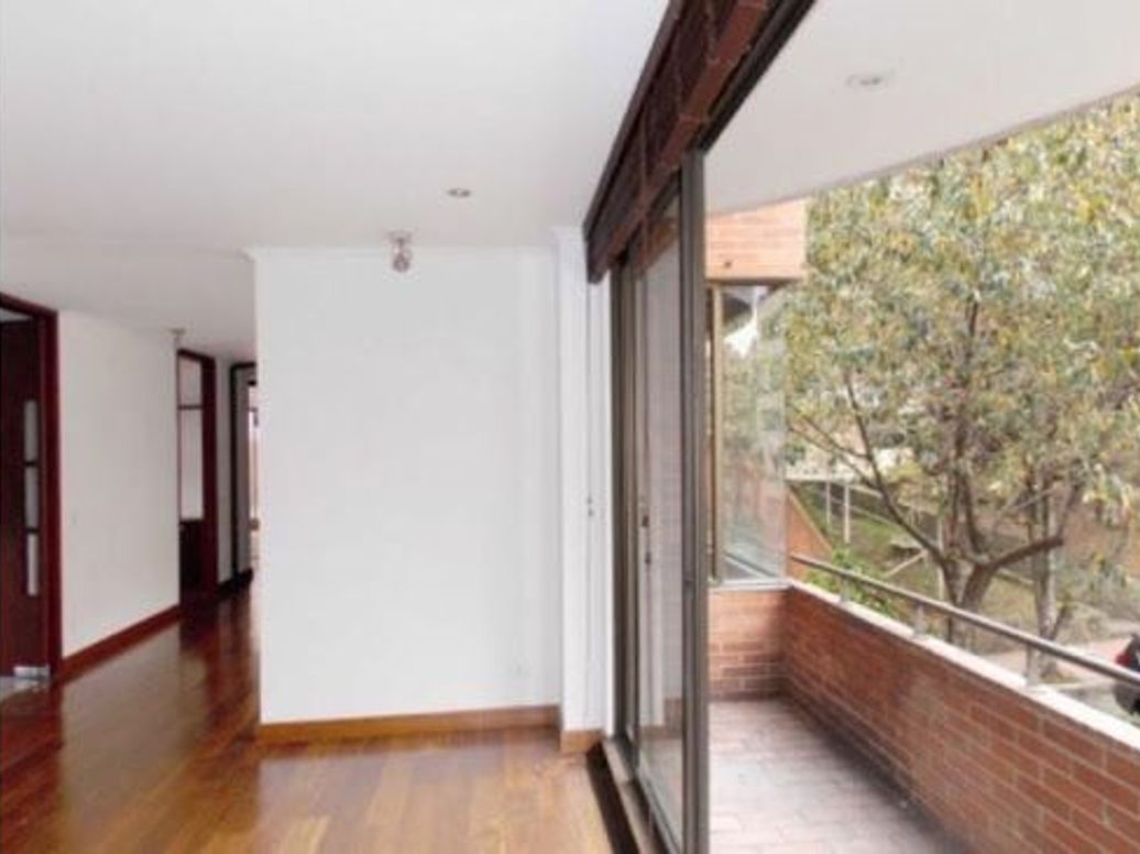 Apartamento de 3 alcobas en venta en Los Rosales, Bogotá, 322 m² · foto 7 de 10