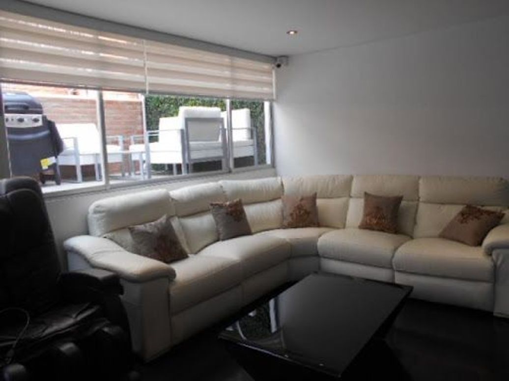 Apartamento de 4 alcobas en venta en Santa Barbara, Bogotá, 243 m² · foto 7 de 18