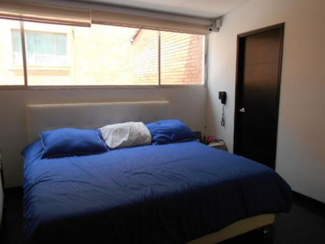 Apartamento de 4 alcobas en venta en Santa Barbara, Bogotá, 243 m² · foto 9 de 18