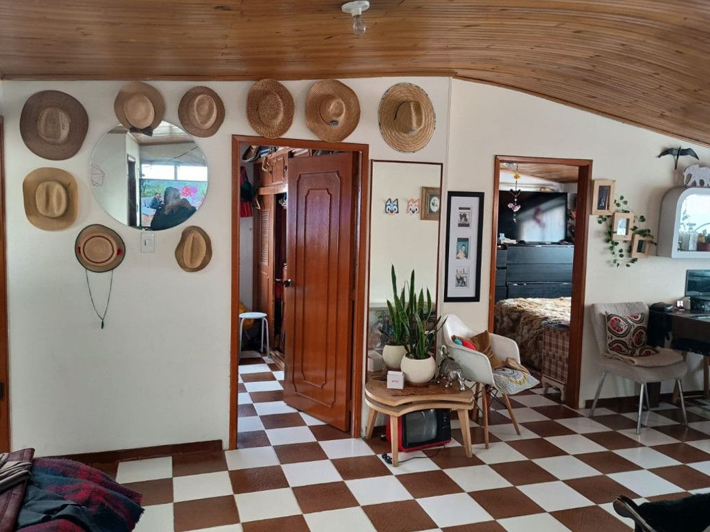 Casa de 8 alcobas en venta en Las Flores Et. I, Bogotá, 300 m² · foto 14 de 19