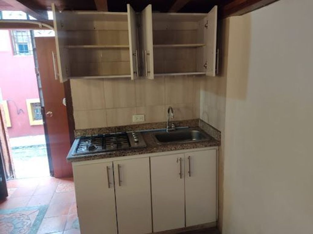 Apartaestudio en arriendo en Belen, Bogotá, 30 m² · foto 8 de 17