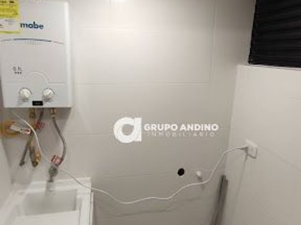 Apartamento de 2 alcobas en venta en Pradera Norte, Bogotá, 42 m² · foto 4 de 7