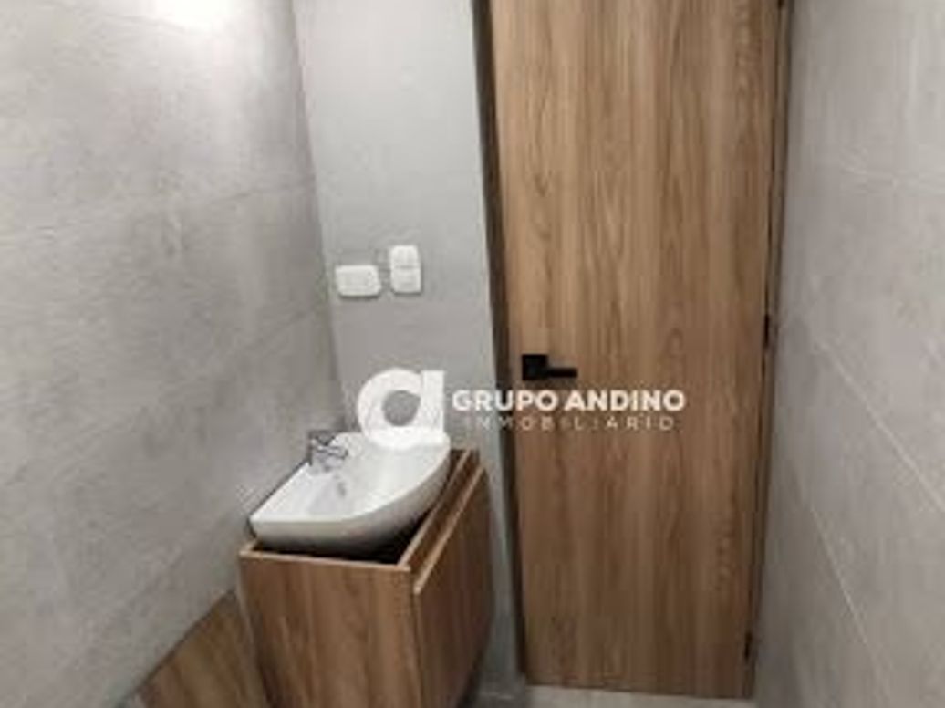 Apartamento de 2 alcobas en venta en Pradera Norte, Bogotá, 42 m² · foto 3 de 7