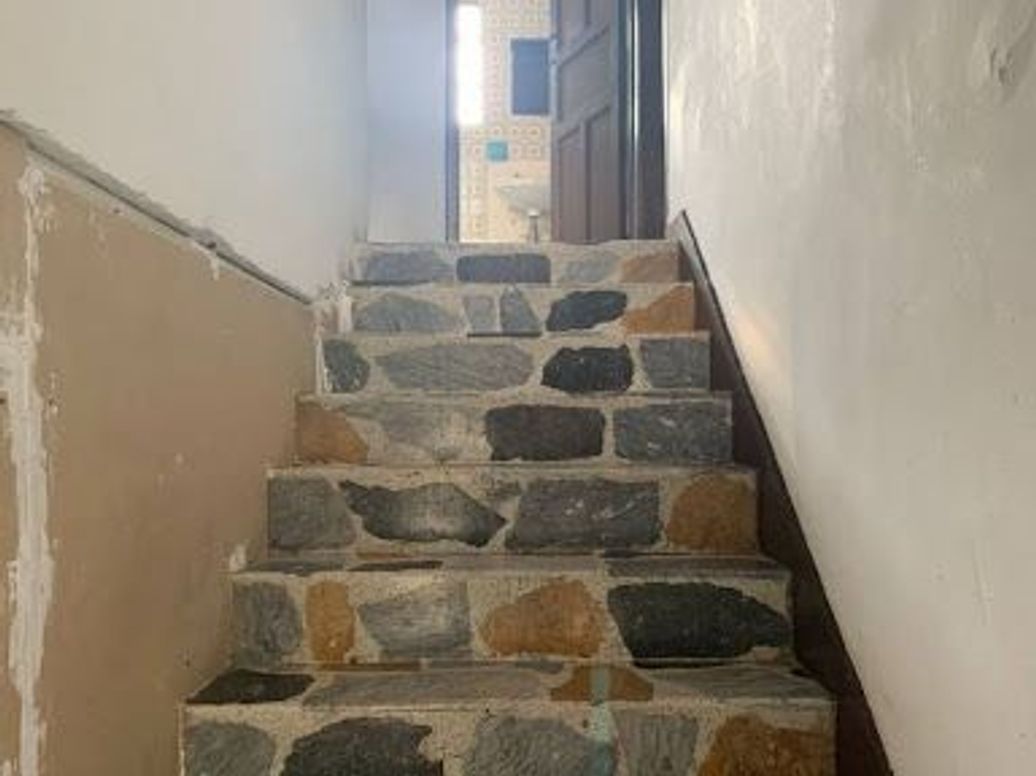 Casa de 6 alcobas en venta en Fontibón, Bogotá, 279 m² · foto 7 de 8