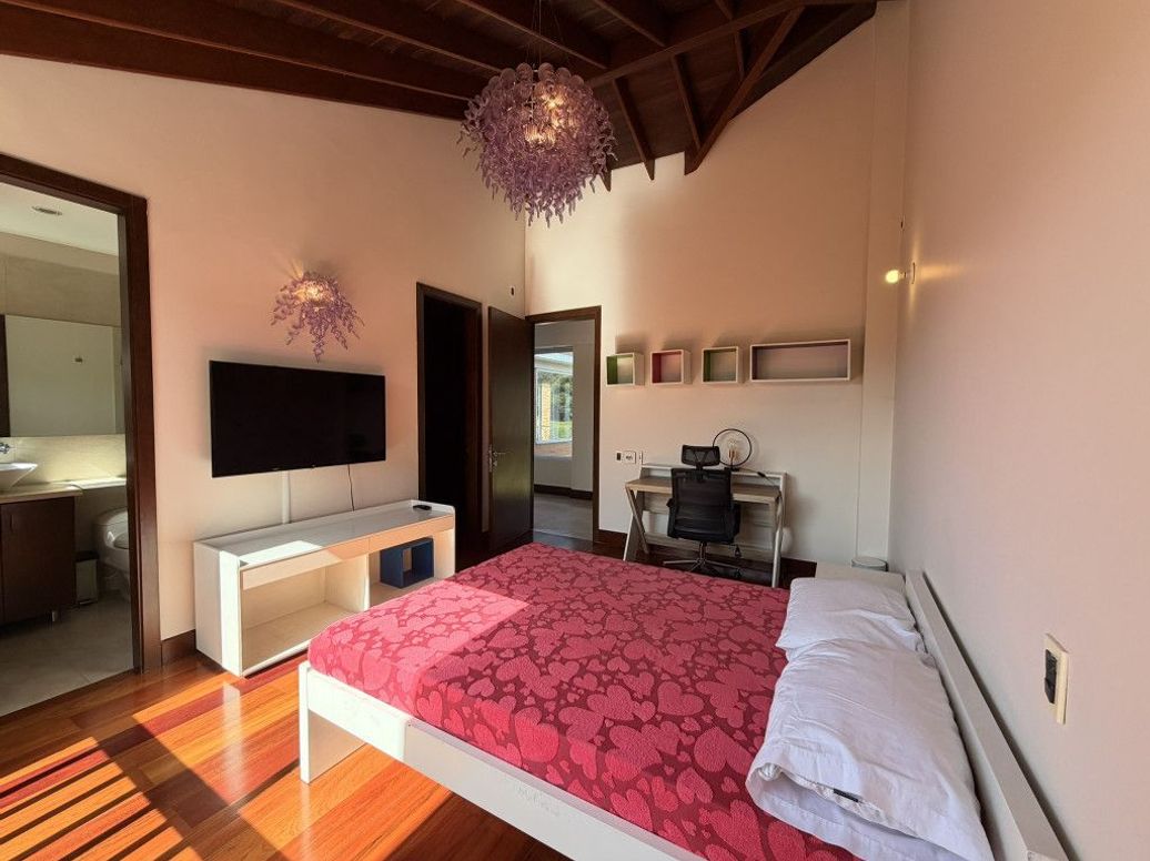 Casa de 5 alcobas en venta en Casa Blanca, Bogotá, 850 m² · foto 13 de 20