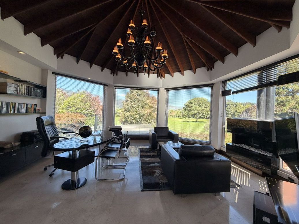 Casa de 5 alcobas en venta en Casa Blanca, Bogotá, 850 m² · foto 19 de 20