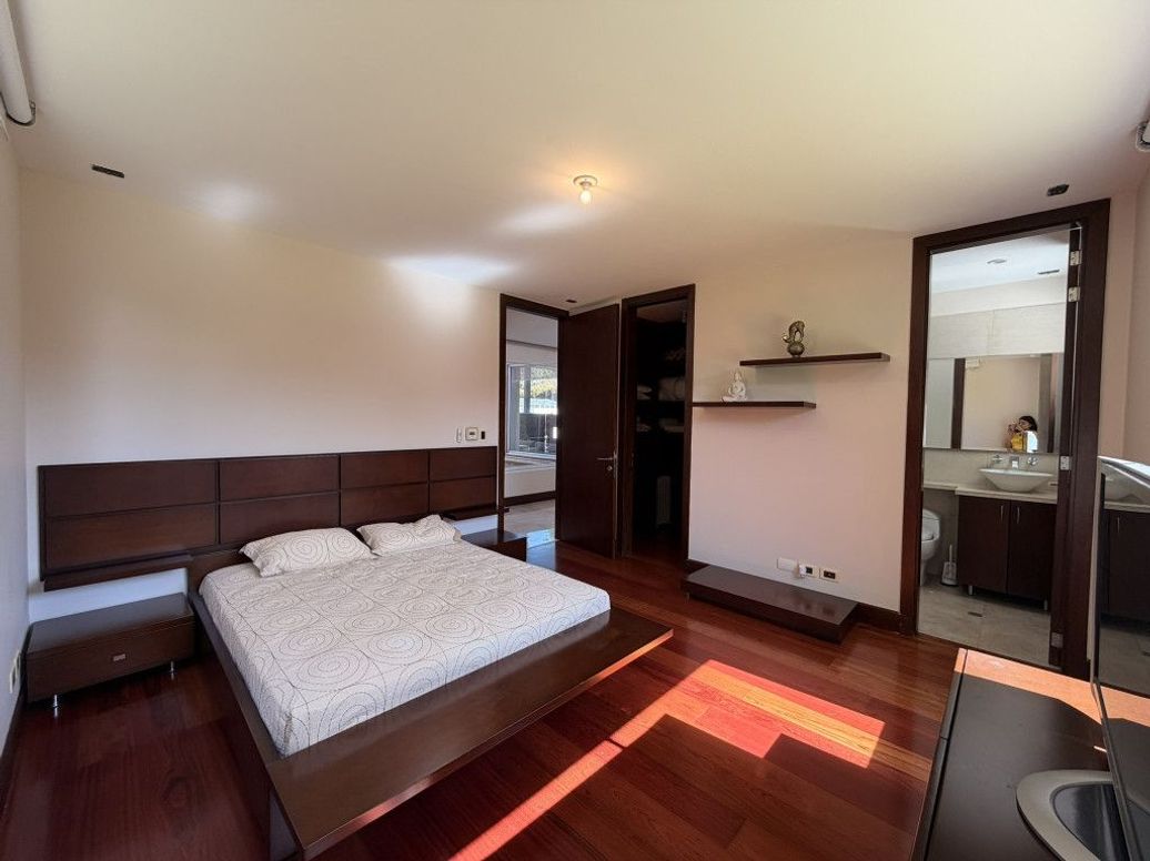Casa de 5 alcobas en venta en Casa Blanca, Bogotá, 850 m² · foto 17 de 20