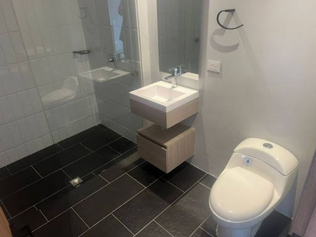 Apartaestudio en venta en Chicó Norte, Bogotá, 46 m² · foto 7 de 20