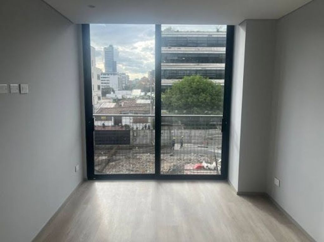 Apartaestudio en venta en Chicó Norte, Bogotá, 46 m² · foto 3 de 20