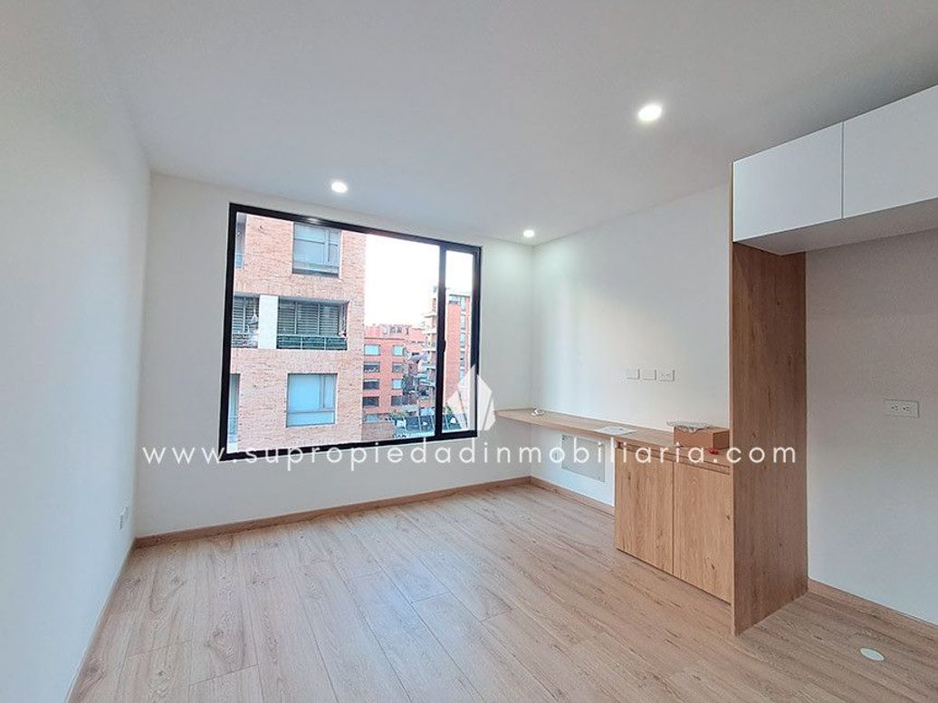 Apartaestudio en venta en Chico Norte Et. Iii, Bogotá, 28 m² · foto 2 de 14