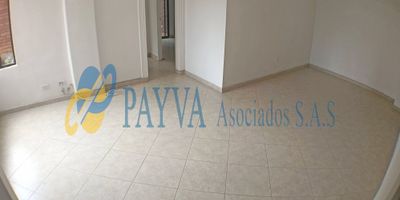 Apartamento para arriendo sector Laureles cerca a Santa Gema y al Viva Laureles. 86 m2. salón comedor amplio, 2 alcobas más servicio, 3 baños cabinados, balcón, cocina grande integral con red de gas, parqueadero, portería de día y ascensor.