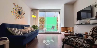 [ARR] ID HOUM: 161567

Entérate de todos los beneficios al arrendar con nosotros:
    • Asistencia e intermediación con el propietario
    • Firma tu contrato online
    • Arrienda sin burocracia, sin papeleos ni notarías

Departamento en arriendo, ubicado en el barrio Nueva Autopista, con una superficie construida de 90.00 m² y superficie total de 90.00  m². 

Sus principales características son:

    • No amoblado
    • 2 dormitorios
    • 2 baños
    • Admite mascotas
    • 2 parqueaderos
    • Piso 2
    • Año de construcción: 2015
            
Además, el inmueble cuenta con las siguientes amenidades:

    • Salón de eventos
    • Vigilancia 24 hrs
    • Ascensor
    • Lavandería
    • Zona de asadores

Si arriendas con nosotros, te brindamos asesoría personalizada durante todo el proceso.

Requisitos para arrendar con nosotros:

    • Arrienda sin codeudor*, fácil, rápido y seguro
    • Demuestra un ingreso mensual neto de al menos 2.5 veces el valor del arriendo (los ingresos mensuales se pueden complementar por las personas que vivirán en este inmueble)
    • Completa tu información básica y mándanos tus extractos bancarios o documentos que demuestren tus ingresos
    • No debes tener reportes negativos en centrales de crédito
        

IMPORTANTE:

    • Te invitamos a agendar una visita a esta propiedad
    • Si tienes alguna duda por favor puedes solicitar más información desde los portales como también contactarte directamente con nosotros
    
Más que una inmobiliaria, somos Houm.
*Aplican T&C