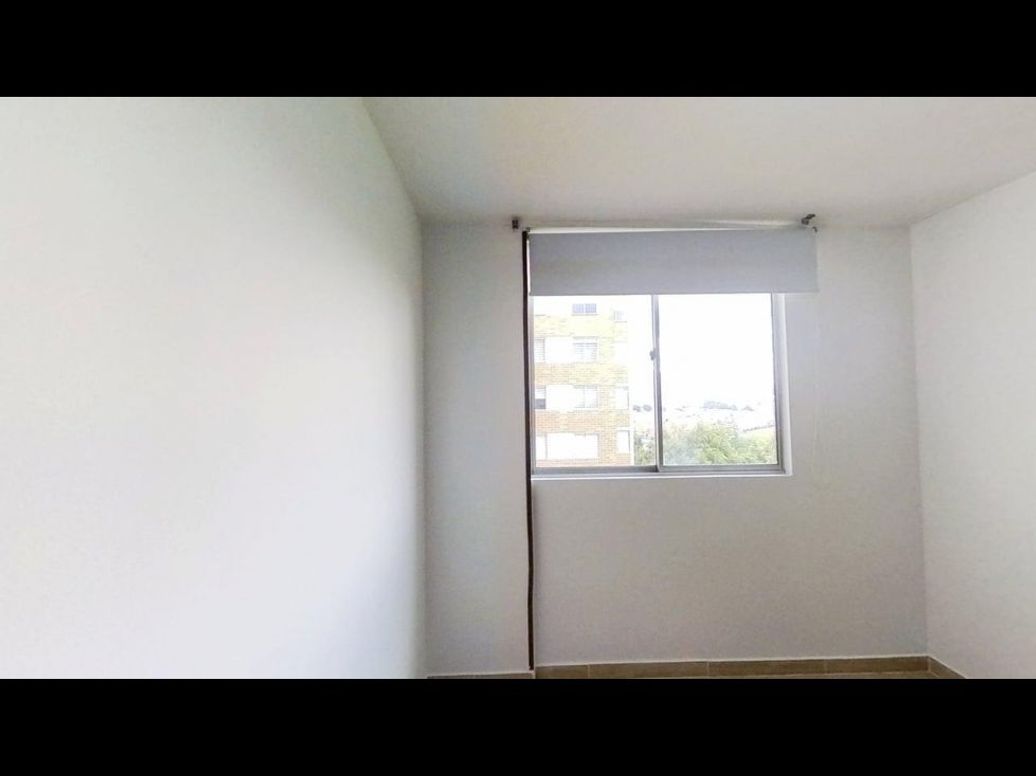 Apartamento de 3 alcobas en venta en Campo Alegre, Bogotá, 84 m² · foto 7 de 20