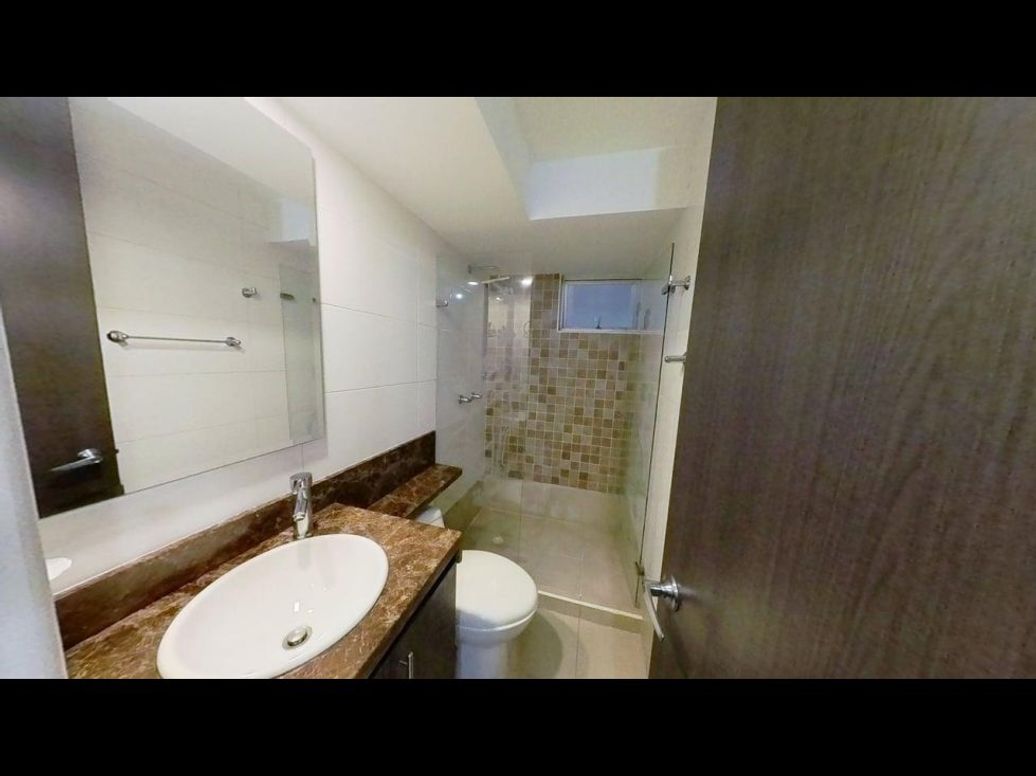Apartamento de 3 alcobas en venta en Campo Alegre, Bogotá, 84 m² · foto 8 de 20