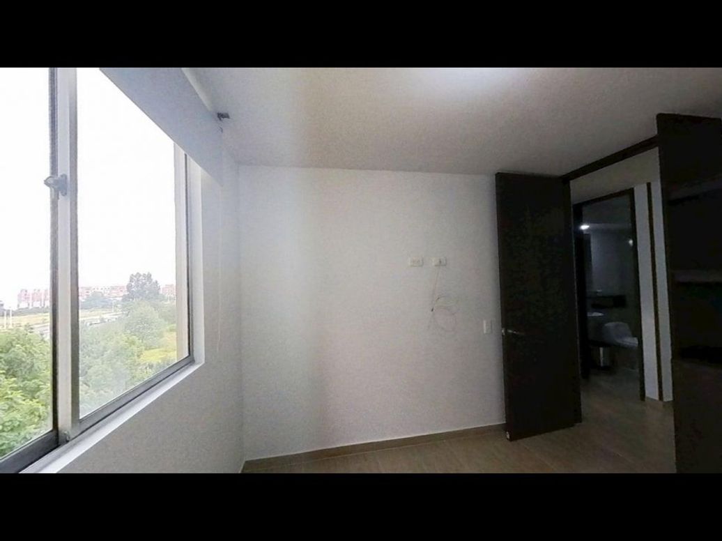 Apartamento de 3 alcobas en venta en Campo Alegre, Bogotá, 84 m² · foto 9 de 20