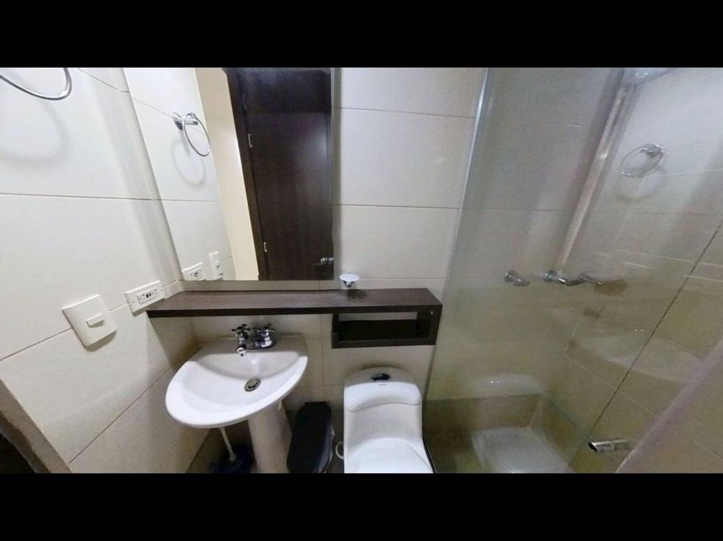 Apartamento de 3 alcobas en venta en Campo Alegre, Bogotá, 84 m² · foto 6 de 20