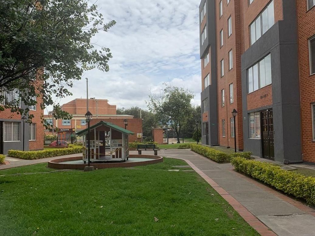 Apartamento de 3 alcobas en venta en Timiza A, Bogotá, 53 m² · foto 15 de 20
