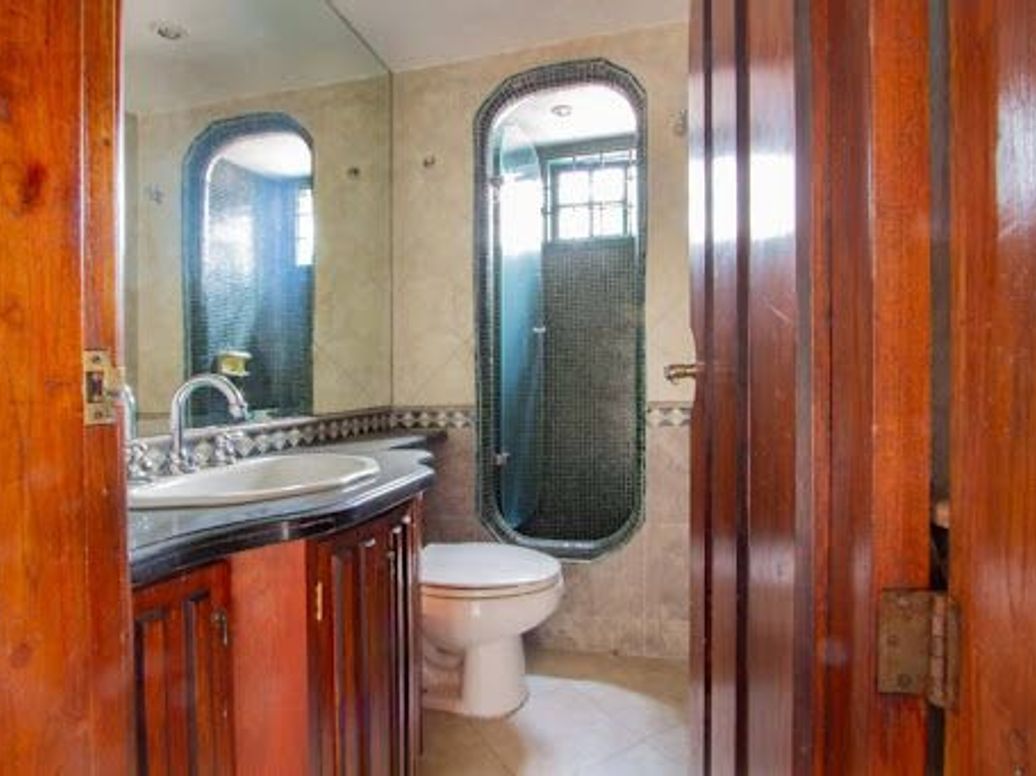 Casa de 7 alcobas en venta en Provenza, Bogotá, 739 m² · foto 18 de 20