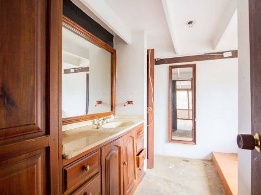 Casa de 7 alcobas en venta en Provenza, Bogotá, 739 m² · foto 17 de 20