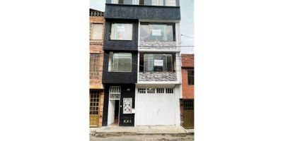 GIA 248

Casa en venta en el sector de kennedy, barrio santa catalina, cerca a la av, cali.

Casa de cuatro pisos 

1 Piso: bodega o local 

2 piso: apartamento con tres habitaciones, dos baños, cocina y patio, totalmente independiente. 

3 piso: apartamento independiente con tres habitaciones, dos baños, y cocina.

4 piso:  

Apartamento con 2 habitaciones, un baño, cocina y patio

Apartaestudio con una habitacion y un baño.

Cada piso tiene sus servicios independientes, toda la casa esta rentada actualmente, con contratos y depósitos.

Excelente oportunidad de negocio. Contactanos.
