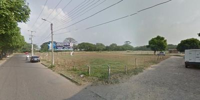 3 EXCELENTES LOTES FRENTE A UNICENTRO URB LOS ÁNGELES,CON UN ÁREA CADA UNO  DE: #1.  2.569 M2 -# 2.  10.000 M2 Y #3.  20.900 M2. COD 100368