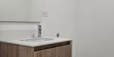 Consultorio Arriendo 38 mts Antioquia MEDELLÍN CIUDAD DEL RIO Código Coninsa:93888