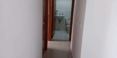 ¡Apartamento  Venta  en Palmeras del Caribe 1, Caribe Verde!

Oportunidad de adquirir o arrendar un apartamento con características cómodas y prácticas:
- Características del conjunto:
- Parqueadero comunitario para seguridad de vehículos
- Cancha de fútbol para recreación y deporte
- Parque infantil para niños

- Características del apartamento:
- segundo piso 
- Sala comedor para reuniones familiares
- Cocina con mesón enchapado y gabinetes superiores para almacenamiento
- Estufa para preparar comidas
- Área de labores para tareas domésticas
- 3 cómodas habitaciones para descanso
- 1 baño para comodidad básica

Ubicado en Palmeras del Caribe 1, en Caribe Verde, este apartamento ofrece una buena distribución y acceso a servicios comunitarios. Escribe para conocer lo
#ventaapto #caribeverde #Barranquilla #Atlántico #Colombia #fincaraiz #propiedadraiz #bienesracies