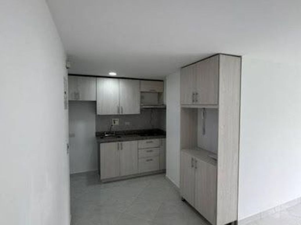 ARRIENDO de APARTAESTUDIO en SANTA LUCIA, Medellín en Santa Lucia
