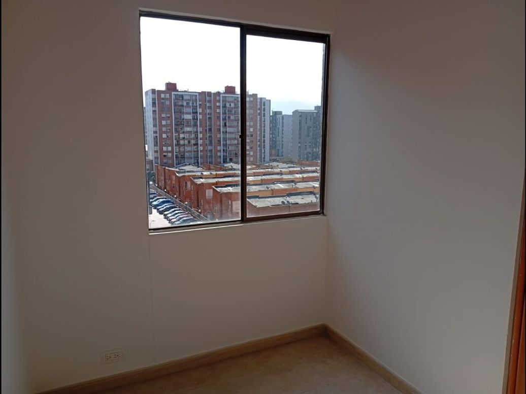Apartamento de 3 alcobas en venta en Hipotecho Et. Ii, Bogotá, 75 m² · foto 7 de 11