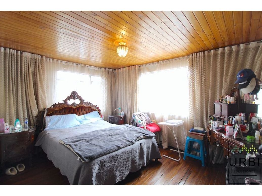 Casa de 4 alcobas en venta en Quinta Paredes, Bogotá, 198 m² · foto 9 de 19