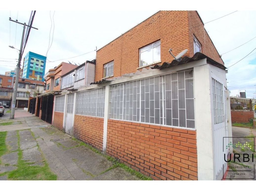 Casa de 4 alcobas en venta en Quinta Paredes, Bogotá, 198 m² · foto 18 de 19