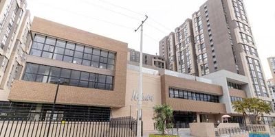 Espectacular apartamento nuevo y remodelado en arriendo, ubicado en el barrio La Colina de Suba. Cerca de la Av. Boyacá, supermercados, zonas comerciales, transporte público y C.C Parque Colina. Al ingresar encontrará una sala comedor, cocina abierta con barra americana y horno a gas, excelente iluminación, pisos en porcelanato, cuenta con patio de ropas independiente con instalación para lavadora y calentador de agua a gas, de 2 habitaciones con la con closet, y un baño compartido. Con todos los servicios. Cualquier información al correo Fernando.morales@inmobiliariabogota.com. El equipo de Inmobiliaria Bogotá está comprometido a brindar una experiencia de vida excepcional para nuestros clientes desde el momento en que se unen a nuestra comunidad.