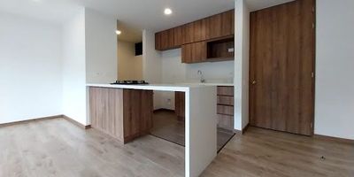 Apartamentoideal para una pareja o una familia, con acabados modernos, en una excelente ubicación, lugar estratégico en envigado El Trianon, cercano al centro comercial mayorca,  a iglesias,  mercados, cuenta con 3 habitaciones con Vestier y closet, dos baños, cocina abierta, sala comedor balcón, parqueadero y cuarto útil, lugar ideal y tranquilo para la familia  