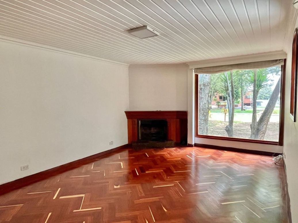 Casa de 4 alcobas en venta en La Calleja, Bogotá, 180 m² · foto 3 de 20