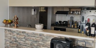 ¡VIVE EN FONTANA, CERCA DE TODO! 

Te presentamos este espectacular apartamento de 81 m² en una ubicación estratégica, ¡a solo pasos del nuevo Centro Comercial El Único!  Con todo lo que necesitas para vivir cómodo, seguro y rodeado de beneficios.

 Ubicación privilegiada
 Piso intermedio con ascensor
 Parqueadero privado incluido
 3 habitaciones amplias
 2 baños modernos
 Sala – comedor con excelente iluminación
 Cocina integral equipada
 Zona de ropas independiente

 ¡Y una zona social de ensueño!
 Piscina para adultos y niños
 Cancha múltiple
 Gimnasio dotado
 Mesa de tenis
 Juegos infantiles

 Una oportunidad única para vivir o invertir en una zona de alta valorización.
¡Contáctanos y agenda tu visita hoy mismo! ¡Te va a encantar!