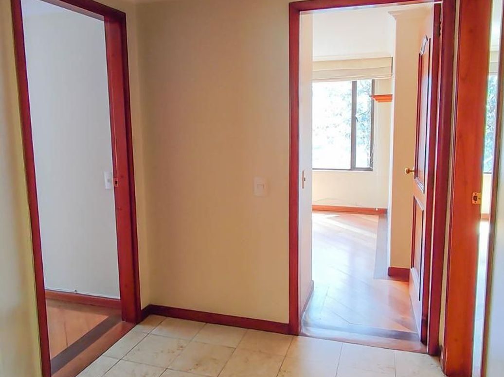 Apartamento de 3 alcobas en venta en Chico Norte Et. Iii, Bogotá, 160 m² · foto 12 de 20