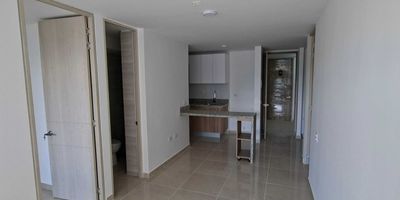 En venta elegante apartamento de estrato 4 con  tres habitación, baño y parqueadero. Con un área de undefined y cocina equipada. Construido en el año undefined, este inmueble ofrece interiores modernos y espaciosos. Ubicado en una zona privilegiada, en un conjunto/edificio con excelentes comodidades. No pierdas la oportunidad de adquirir este exclusivo apartamento. ¡Contáctanos para más información!