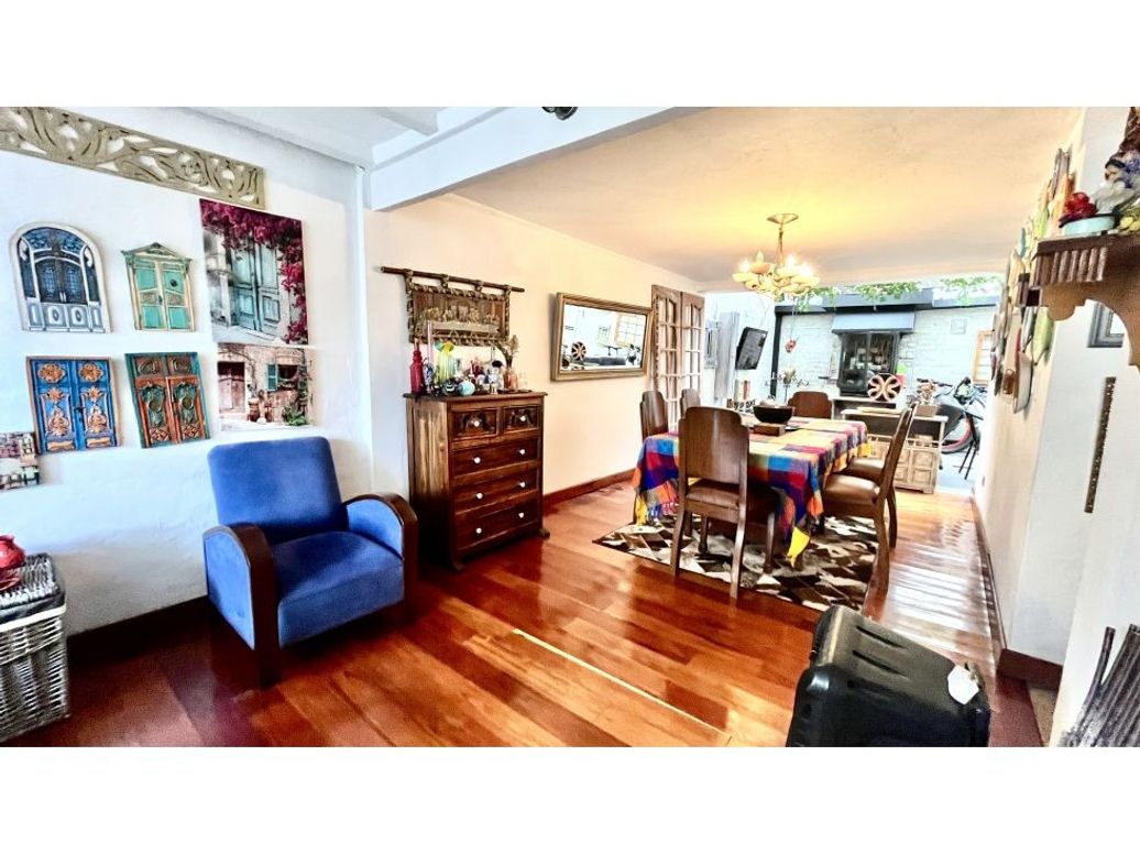 Casa de 4 alcobas en venta en Cedro Golf, Bogotá, 208 m² · foto 4 de 20