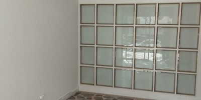 Local Arriendo 22 mts Antioquia MEDELLÍN LAURELES Código Coninsa:94050