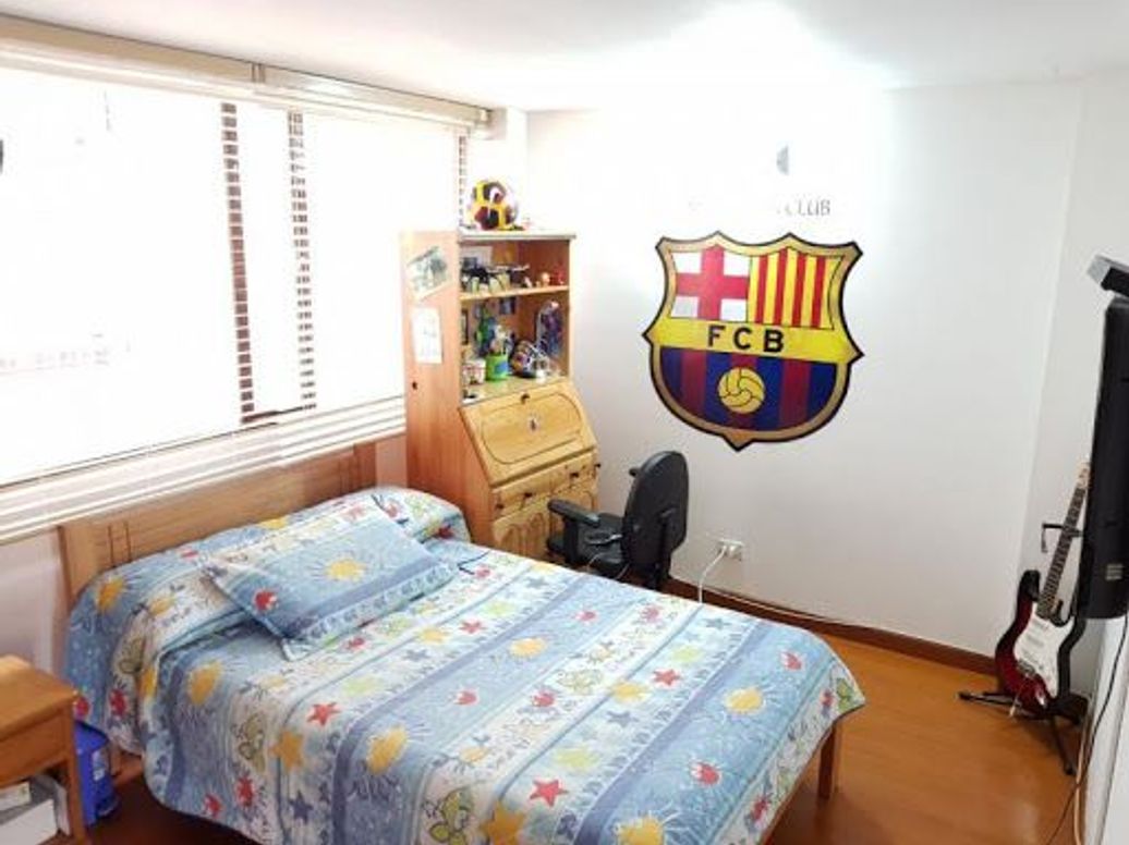 Apartamento de 4 alcobas en venta en Puente Largo, Bogotá, 206 m² · foto 13 de 20