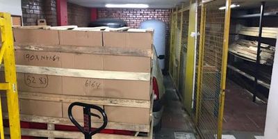 Edificio de cinco pisos, para almacenamiento u oficinas, luz  trifásica  veintidós Kva, buena ubicación, excelentes vías de acceso