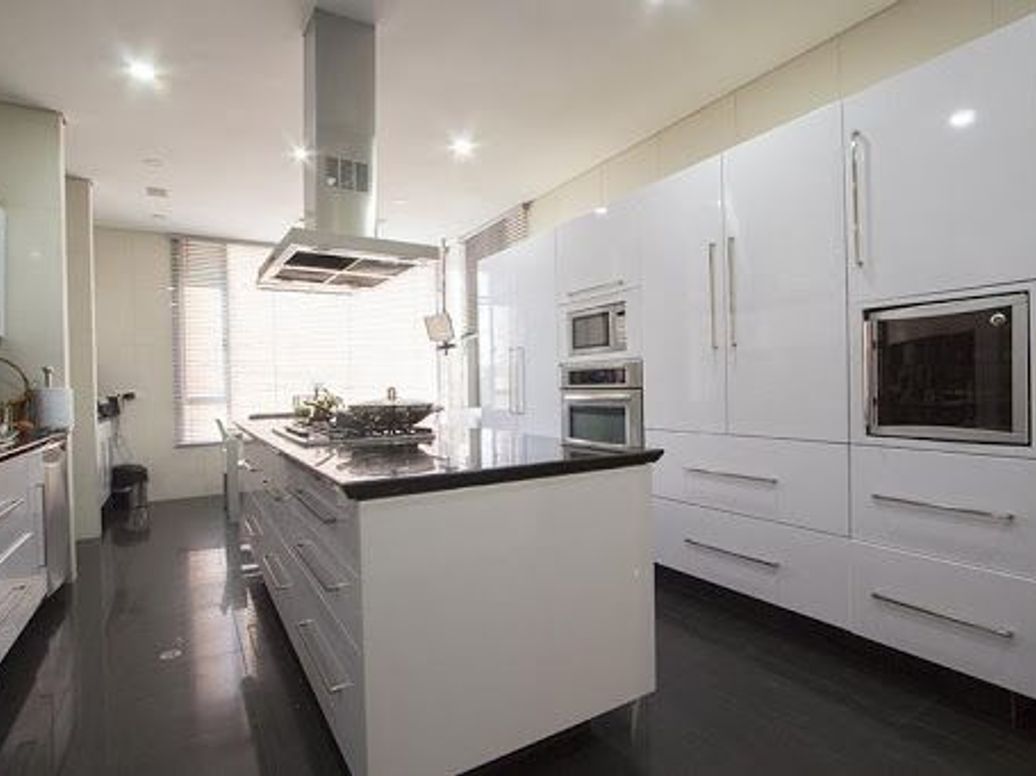 Apartamento de 4 alcobas en venta en Los Rosales, Bogotá, 372 m² · foto 7 de 20