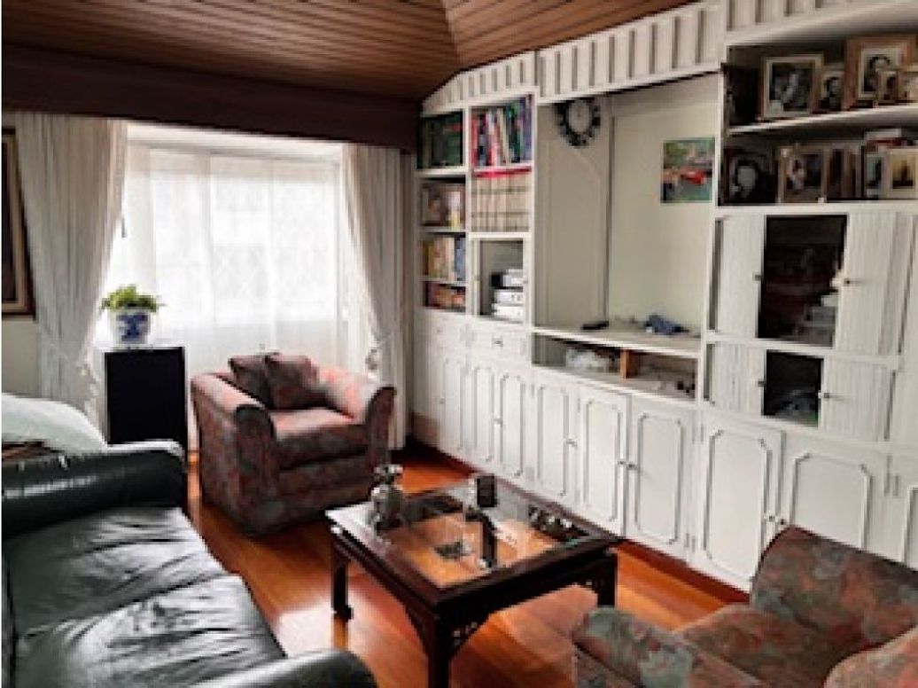 Casa de 3 alcobas en venta en Niza, Bogotá, 483 m² · foto 10 de 14