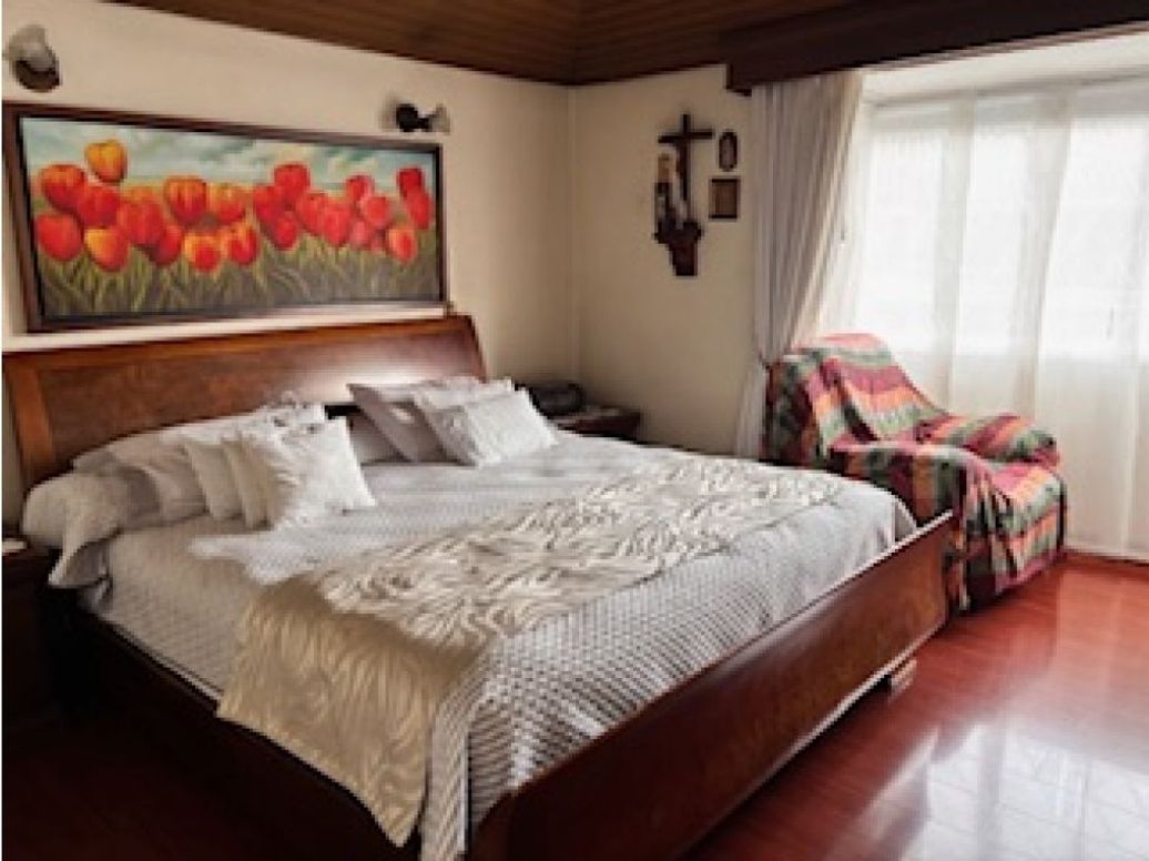 Casa de 3 alcobas en venta en Niza, Bogotá, 483 m² · foto 9 de 14