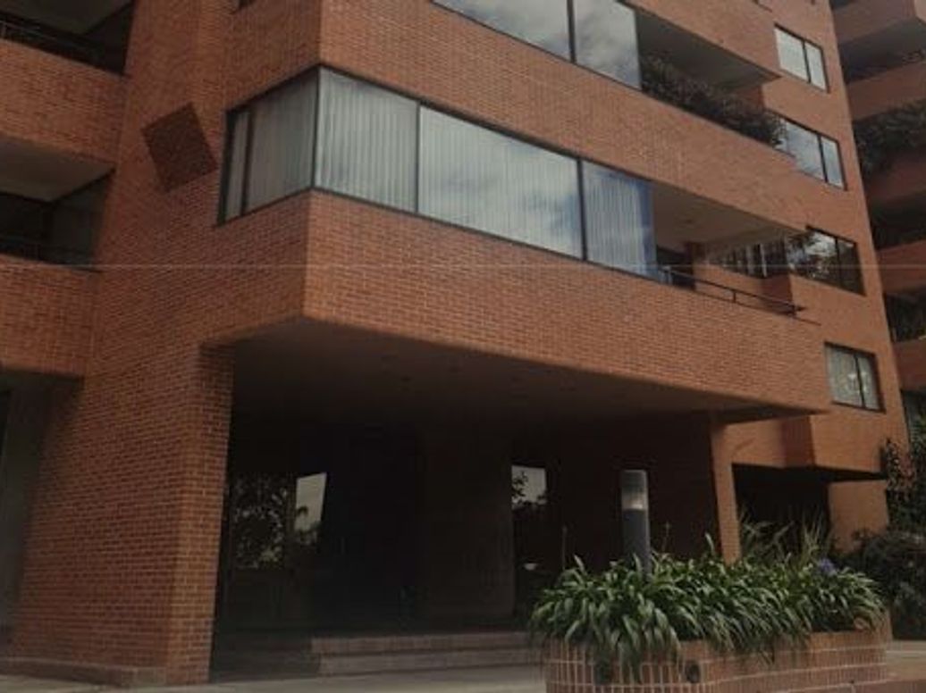 Apartamento de 3 alcobas en venta en El Refugio De Suba, Bogotá, 326 m² · foto 12 de 12